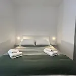 Flo 3*
